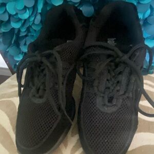 Balera Women’s dance shoes-black size 8